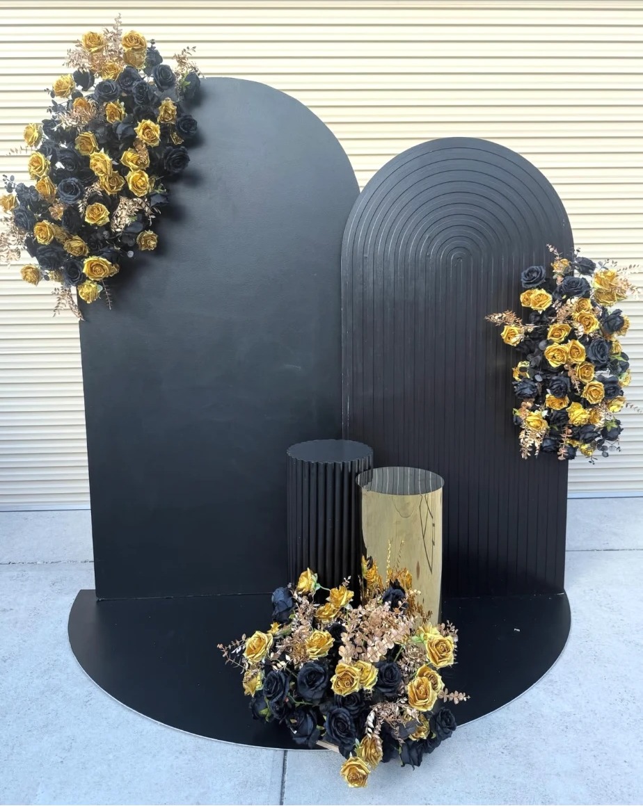 Hand-styled event setup